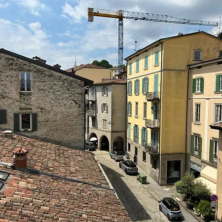 Nido Carrara - Immobili E Soluzioni Rent Apartmán *